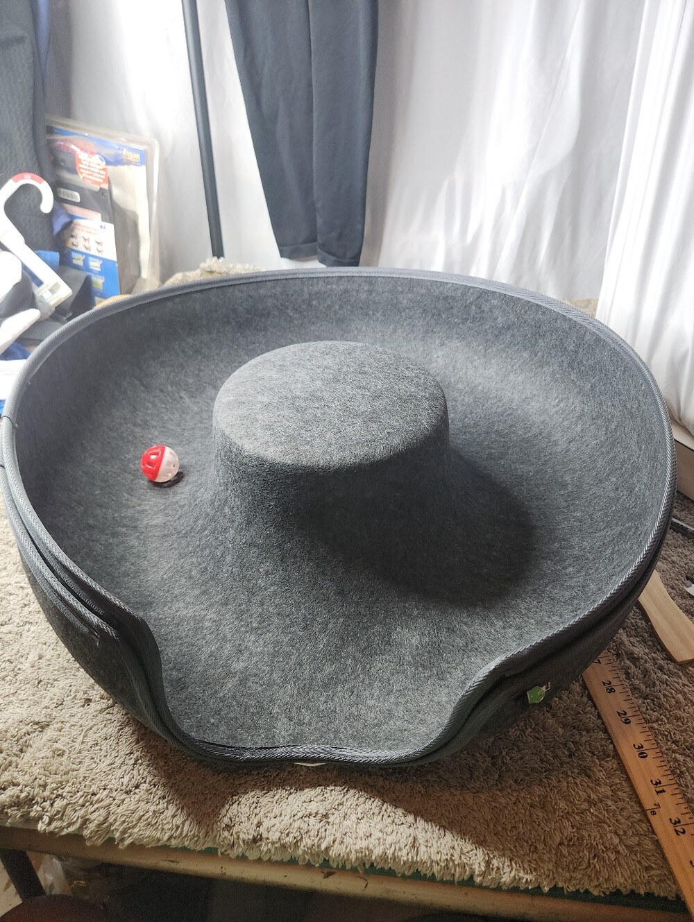 Meow Mansion Large Cat Cave Donut - Cat Tunnel; up to 30lbs - 3 Toy Balls - Picture 6 of 13